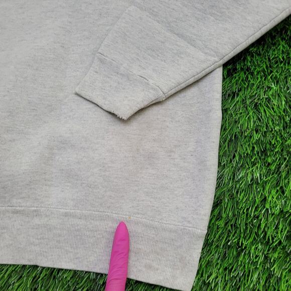 Vintage Looney-Tunes Taz Sweatshirt L/XL 23x22 Cropped - Picture 14 of 16